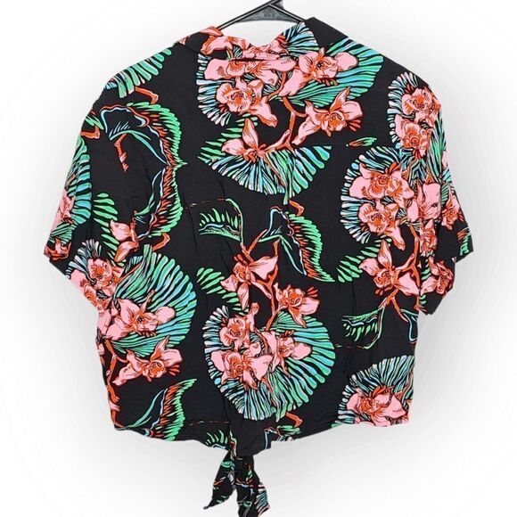 Levi's Clover Printed Tie Hem Shirt size XS NWT - Picture 6 of 11